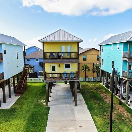 Yellow Beach Haven, Decks, Views, Mere Steps To Sand 갤버스턴 외부 사진